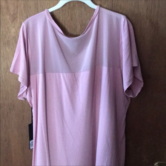❌SOLD ❌Bebe plus size see-through In back T-shirt - Picture 2 of 3